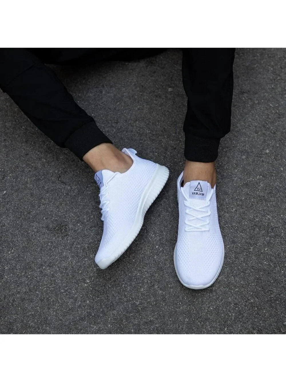 Men's White Running Shoes Ultra Lightweight Breathable Walking Shoes Non Slip